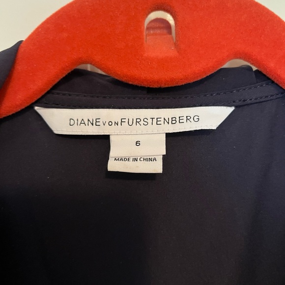 DVF Wrap Dress - Picture 5 of 5